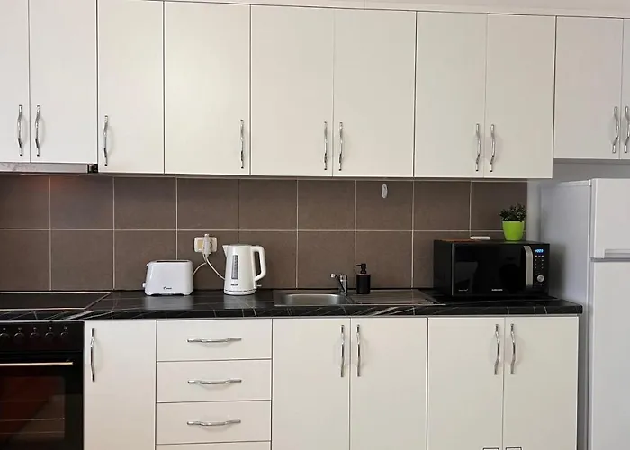 Danny Apartment