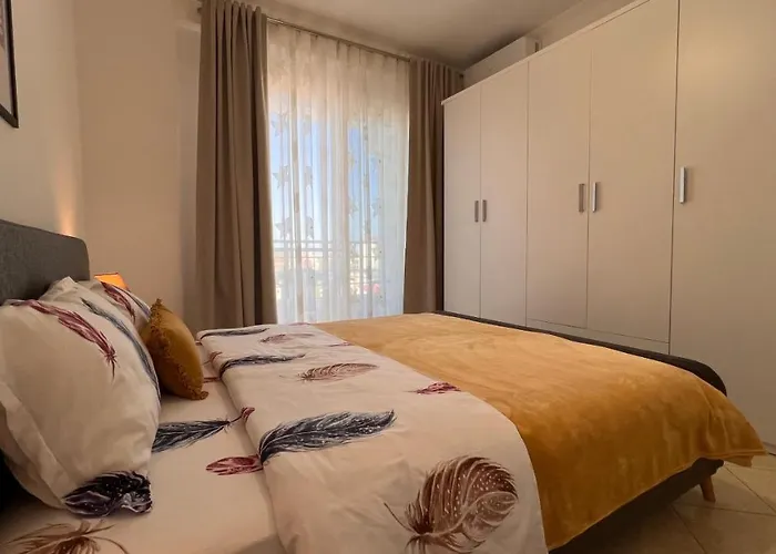 Danny Apartment